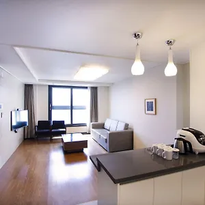 Plea De Blanc & 4* Busan