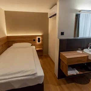 Ziegelhüsi Hotel&restaurant Brasserie Bei Bern 3* Stettlen
