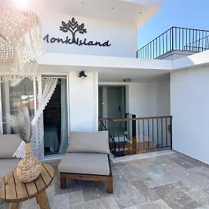 https://monk-island-guesthouse.aegeanhotels.net